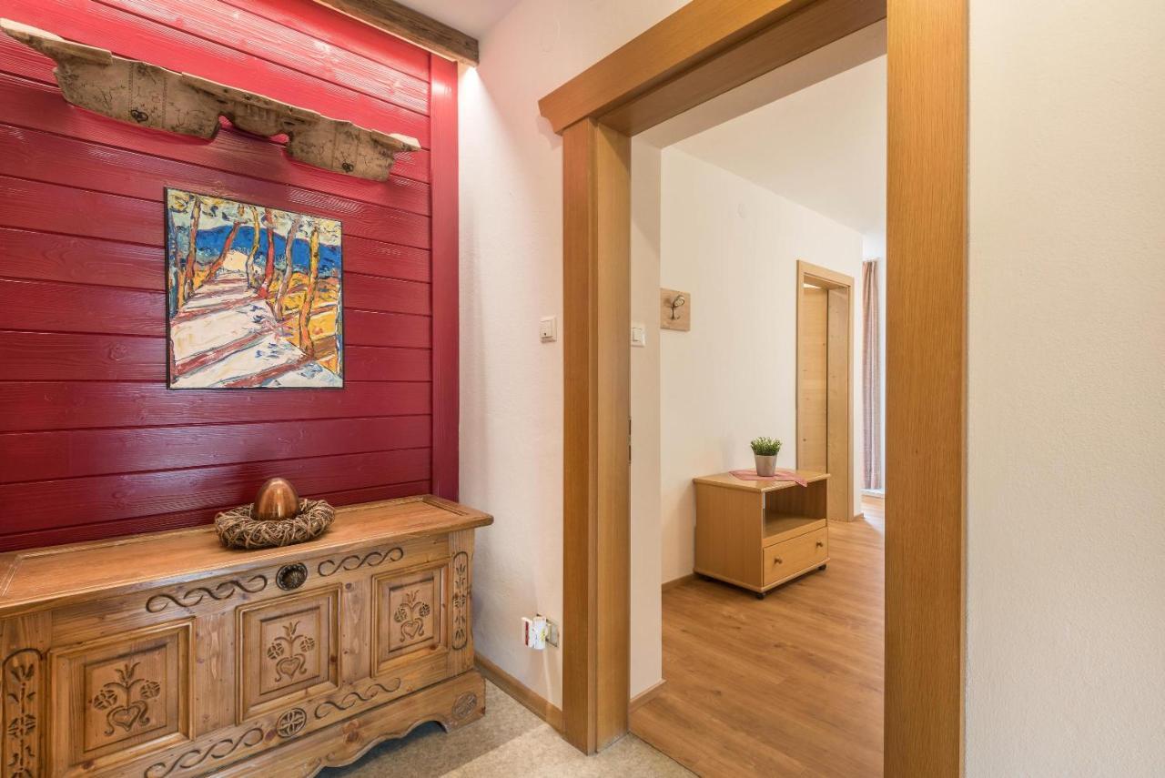 Haus Lohengrin Ferienwohnung 1 Сиуси Екстериор снимка